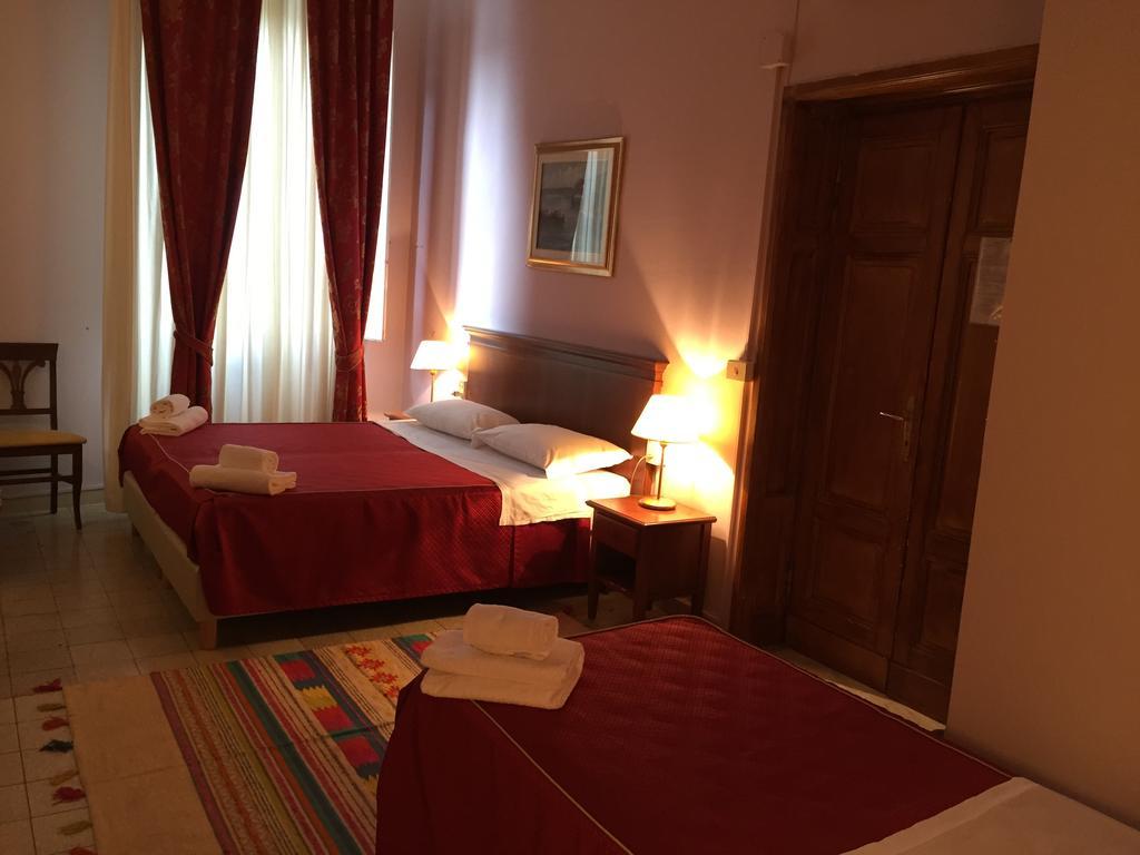 Astrid Hotel Флоренція Номер фото