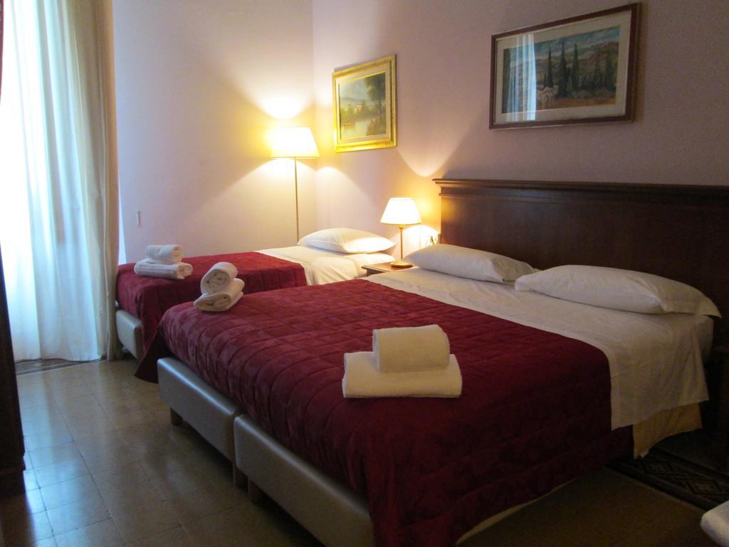Astrid Hotel Флоренція Екстер'єр фото